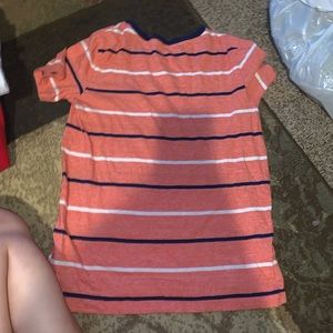 Old navy t shirt